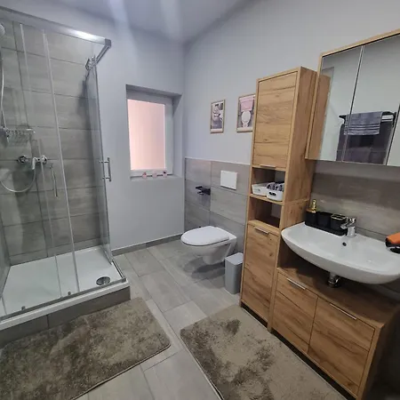Hostel Versteckte Haus Im Haus