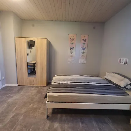 Hostel Versteckte Haus Im Haus *