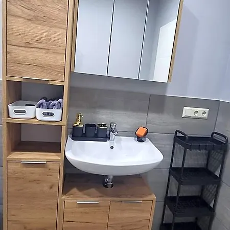 Versteckte Haus Im Haus Hostel *