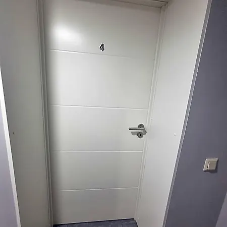 Hostel Versteckte Haus Im Haus Rauschenberg