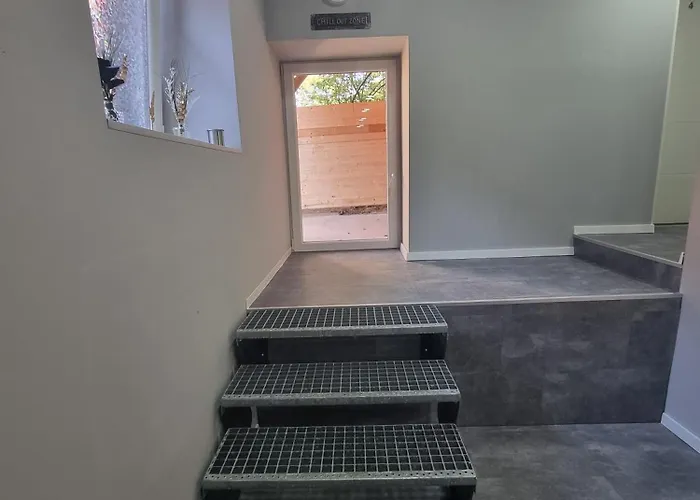 Versteckte Haus Im Haus * Rauschenberg