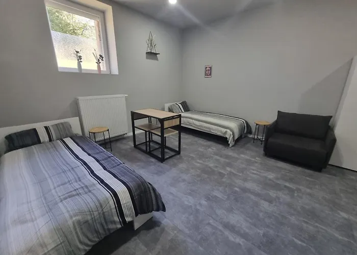 Hostel Versteckte Haus Im Haus *