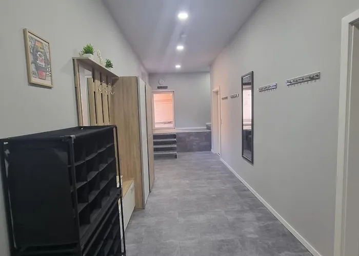 Versteckte Haus Im Haus Hostel Rauschenberg