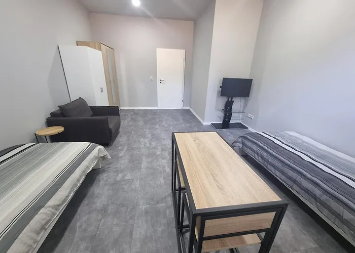 Versteckte Haus Im Haus Hostel Rauschenberg